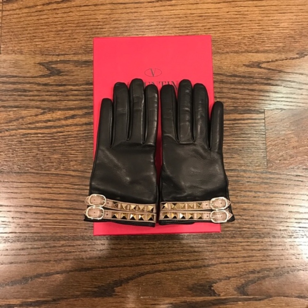 SOLD valentino rockstud Nappa cashmere gloves - Picture 2 of 3